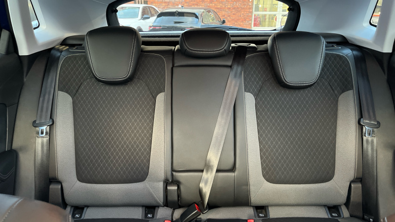 Vauxhall Grandland X 1.2 Turbo SRi Nav 5dr Petrol Hatchback